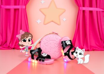 Em nova campanha, Molekinha e Molekinho transformam desenhos animados em moda que esbanja imaginação