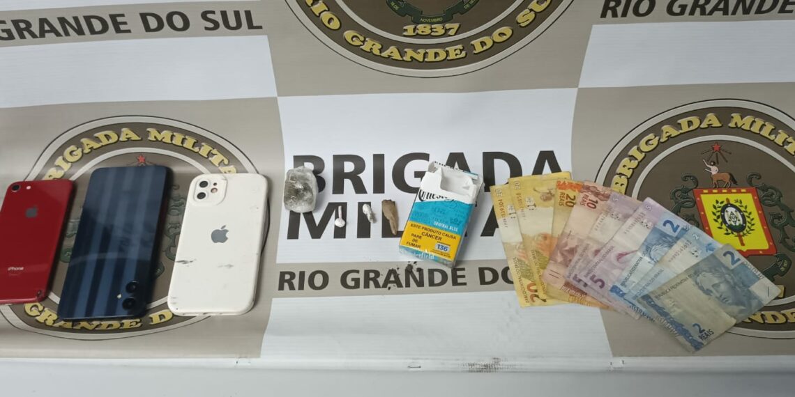 Mulheres são presas por tráfico de drogas em Araricá
