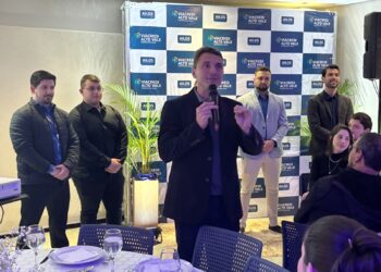 Viacredi Alto Vale inicia operação, reforça e amplia presença no RS