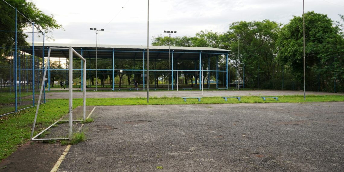 Campo Bom investe na revitalização e ampliação das quadras do Parcão