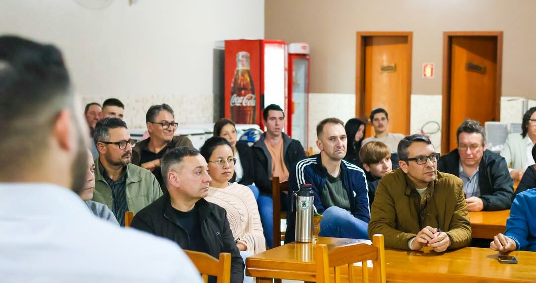 Agricultores de Nova Hartz recebem orientações sobre crédito rural