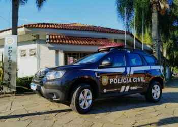 Homem é esfaqueado pela companheira durante briga em Campo Bom