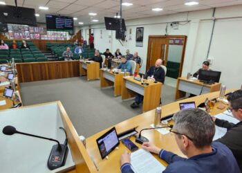 Apoio de vereadores garante ida de estudantes do IFSul à feira científica