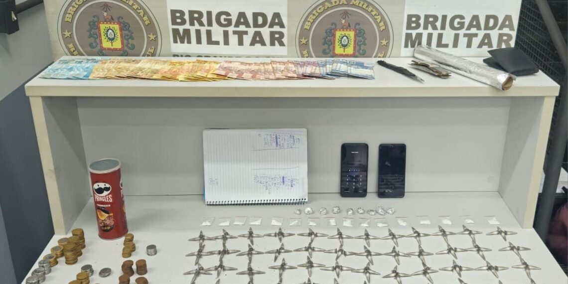 Homem é preso e menor é apreendido por tráfico em Campo Bom