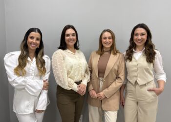 Equipe multidisciplinar focada em resultados transformadores