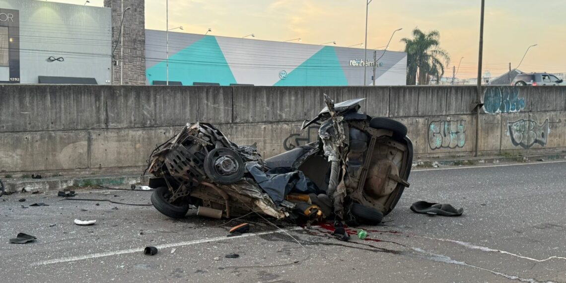 Três jovens militares morrem em acidente com carro de Campo Bom