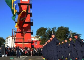 Corpo de Bombeiros Militar do RS abre 544 vagas temporárias