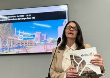 UTI Neonatal e homenagem à Brigada Militar marcam sessão da Câmara em Campo Bom