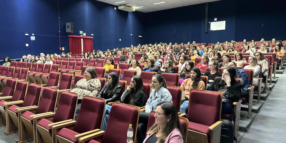 Nova Hartz realiza Fórum de Alfabetização com foco na progressão das aprendizagens