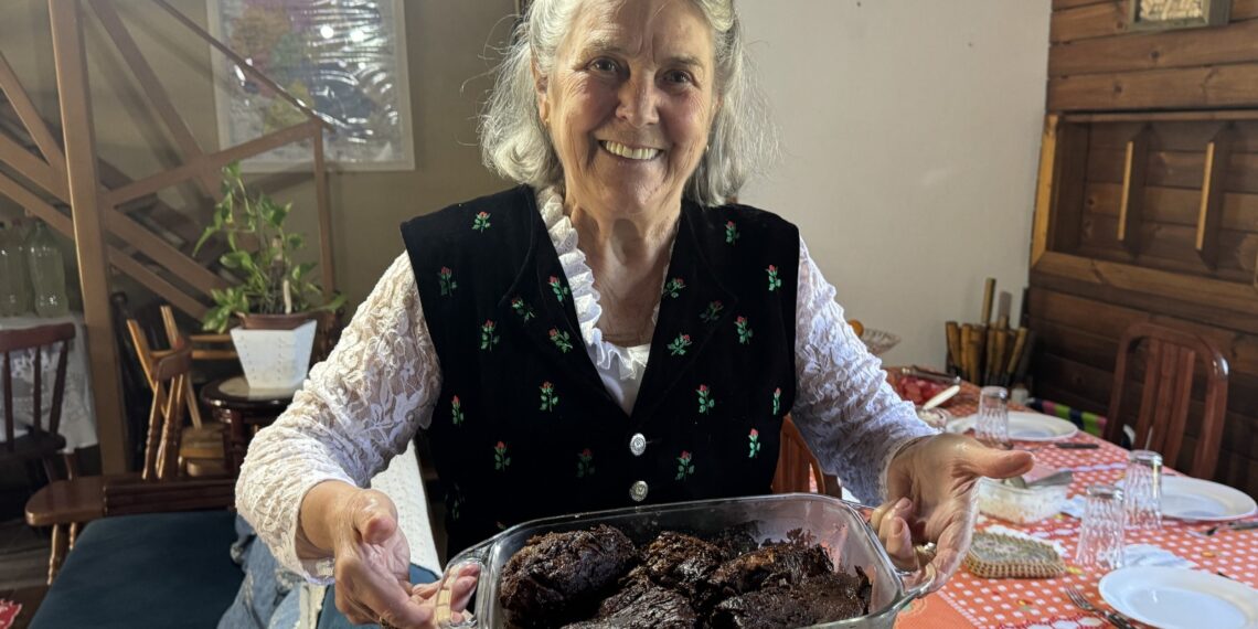 Comidas típicas ganham sabor ainda mais especial durante o Kerb