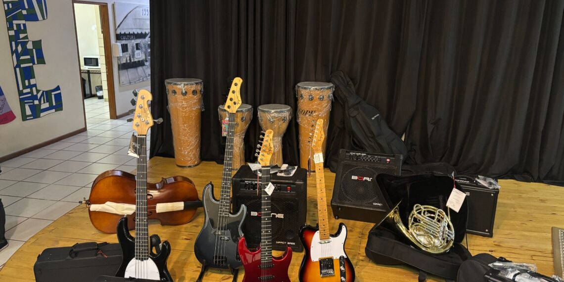 Orquestra Jovem de Campo Bom recebe 28 instrumentos da Fundação Cultural