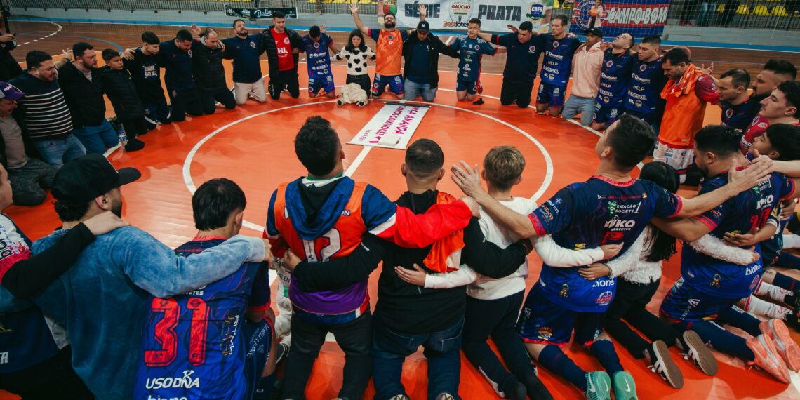 Campo Bom Futsal / Aves e Cia briga por vaga na elite do futsal gaúcho