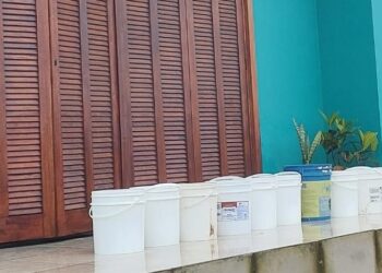 Famílias cobram solução para falta de água em loteamento de Araricá