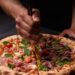 Outubro é na DeTales Pizzaria: com rodízio duplo e chopp em dobro
