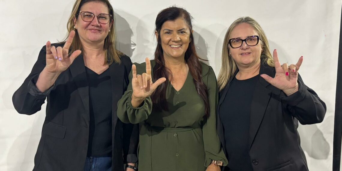 Câmara de Sapiranga passa a ter intérprete de Libras nas sessões