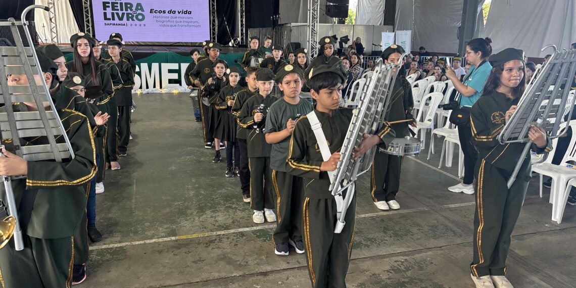 Festival de Bandas encerra Feira do Livro  com música e emoção em Sapiranga