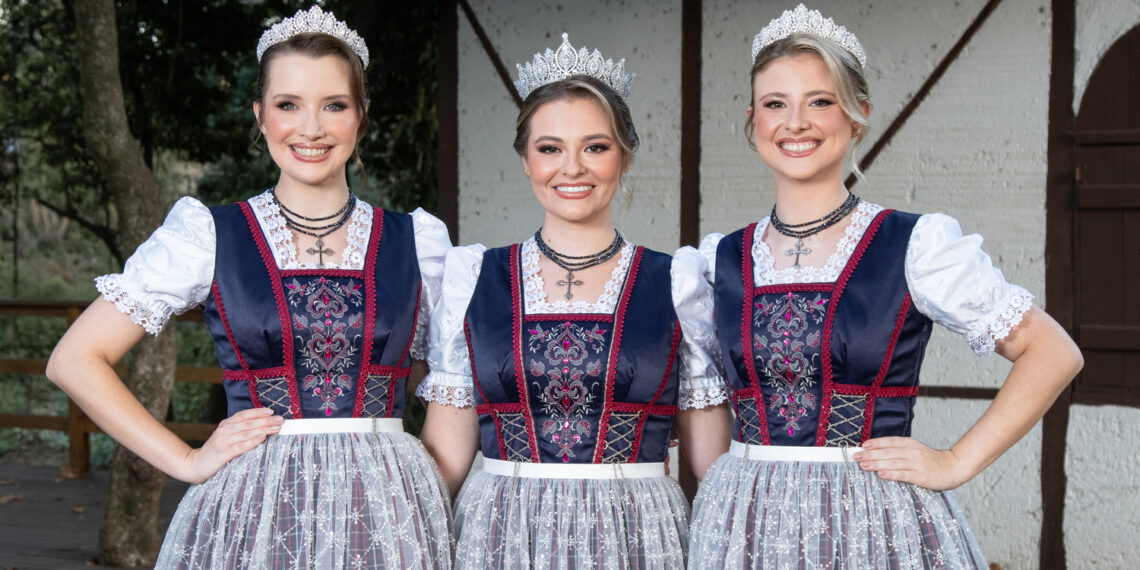 Trajes das soberanas da 36ª Oktoberfest refletem tradição e elegância