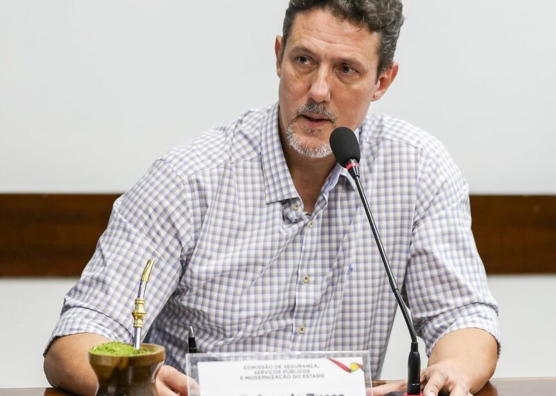 Deputado Zucco propõe programa de reconhecimento às forças de segurança do RS
