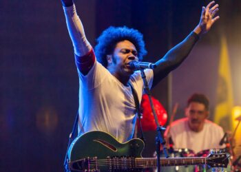 Thalles Roberto será atração no Natal da Integração 2025 em Campo Bom