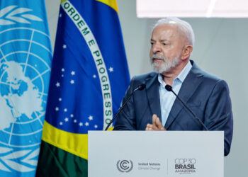 “Todes”, “amigues”, “elu”: Governo Lula proíbe linguagem neutra em órgãos públicos