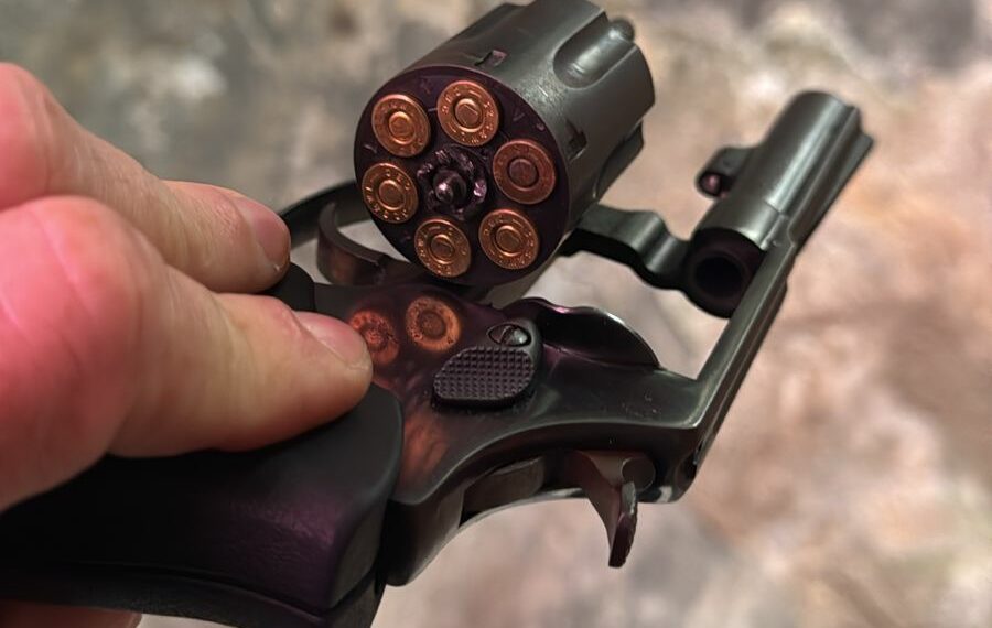 Brigada Militar prende homem por porte ilegal de arma de fogo em Sapiranga