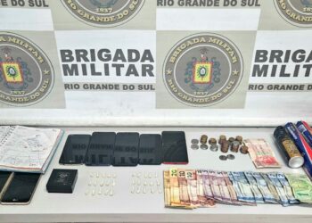 Dupla é presa por tráfico de drogas em Campo Bom