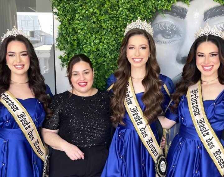 Soberanas recebem atenção com maquiagem e penteado de salão sapiranguense