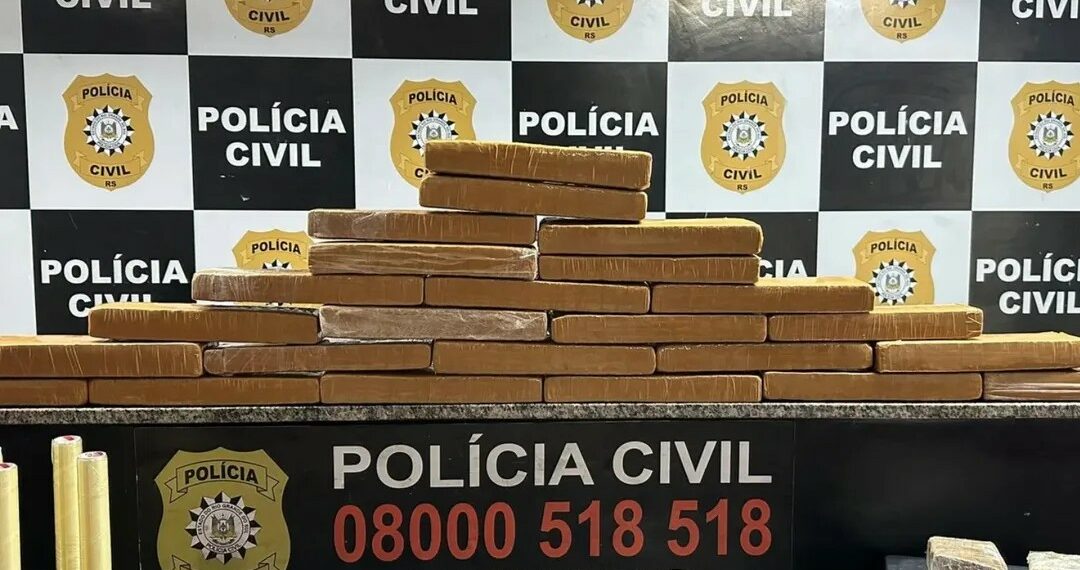 Denarc apreende 25 quilos de maconha em imóvel abandonado em Sapiranga