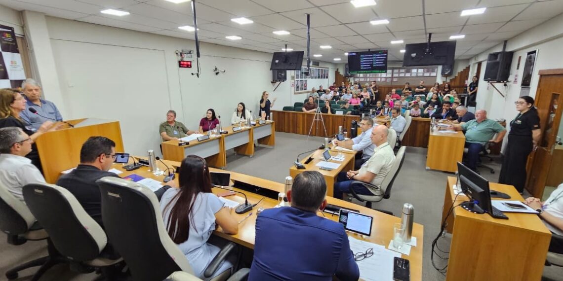 Câmara de Vereadores de Sapiranga aprova diversos projetos durante sessão ordinária