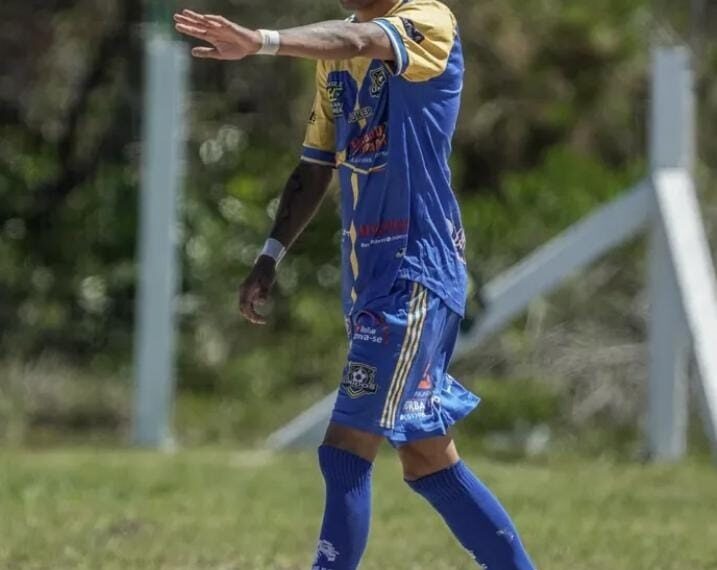 Atleta de Sapiranga assina com clube sergipano de futebol e inicia nova fase