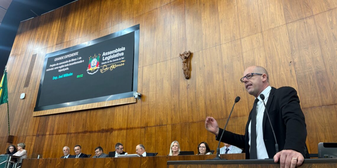 Deputados, prefeitos e entidades debatem sobre pedágios na Assembleia