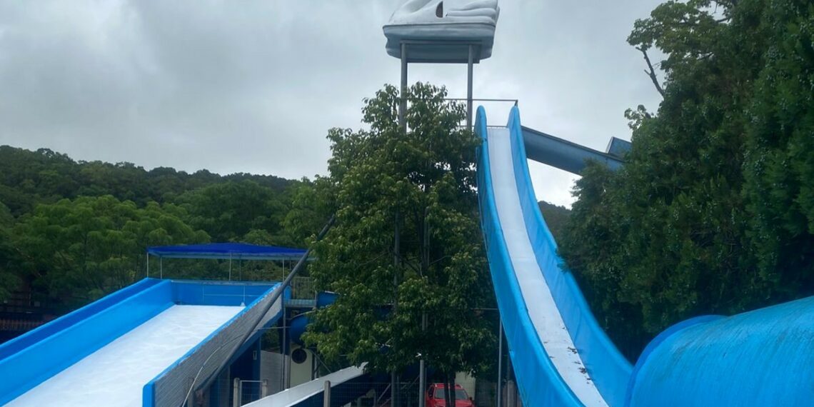 Com piscinas e toboáguas, Sítio das Águas Dotta atrai público no verão