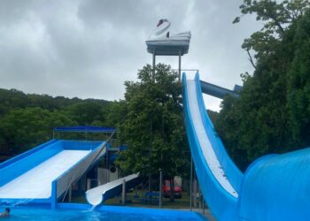 Com piscinas e toboáguas, Sítio das Águas Dotta atrai público no verão