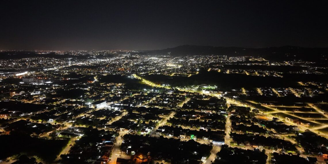 Ilumina Sapiranga leva modernização e economia de energia a todos os bairros