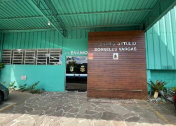 Sugestão de aumento de vereadores em Nova Hartz gera debate público sobre custos e representatividade