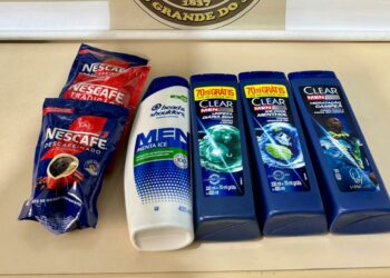 Brigada Militar prende homem por furto de shampoo e café em comércio no Centro de Sapiranga