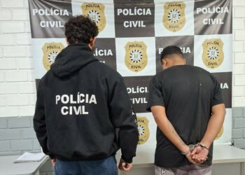 Polícia Civil prende homem em flagrante por maus-tratos a cão, em Campo Bom