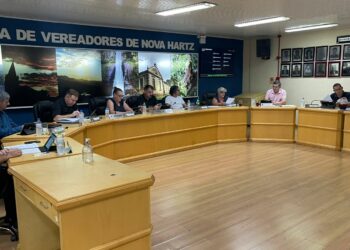 Vereadores aprovam abertura de créditos e avançam projetos estruturais durante sessão em Nova Hartz
