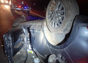 Capotamento é registrado na RS-239 em Nova Hartz durante a madrugada