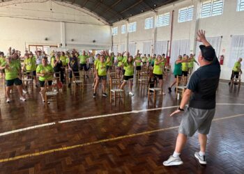 Projeto Esporte e Saúde movimenta a terceira idade em Dois Irmãos