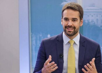 Governador Eduardo Leite anuncia pré-candidatura à presidência da República