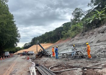Obras emergenciais de contenção e estabilização de encostas da BR-116 devem ser concluídas em junho