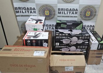 Trio é preso com mercadorias sem procedência em abordagem policial em Sapiranga
