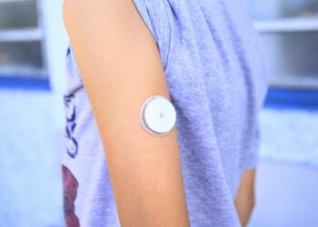 Sapiranga oferece monitoramento de glicose contínuo para crianças com diabetes tipo 1