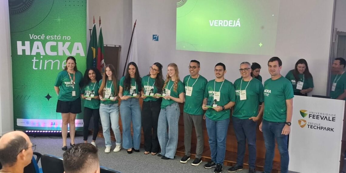 Estudantes de Campo Bom vencem Hackatime Sicredi