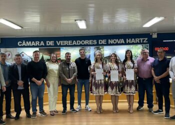 Projetos sociais, reajustes e homenagens marcam sessão da Câmara de Vereadores de Nova Hartz
