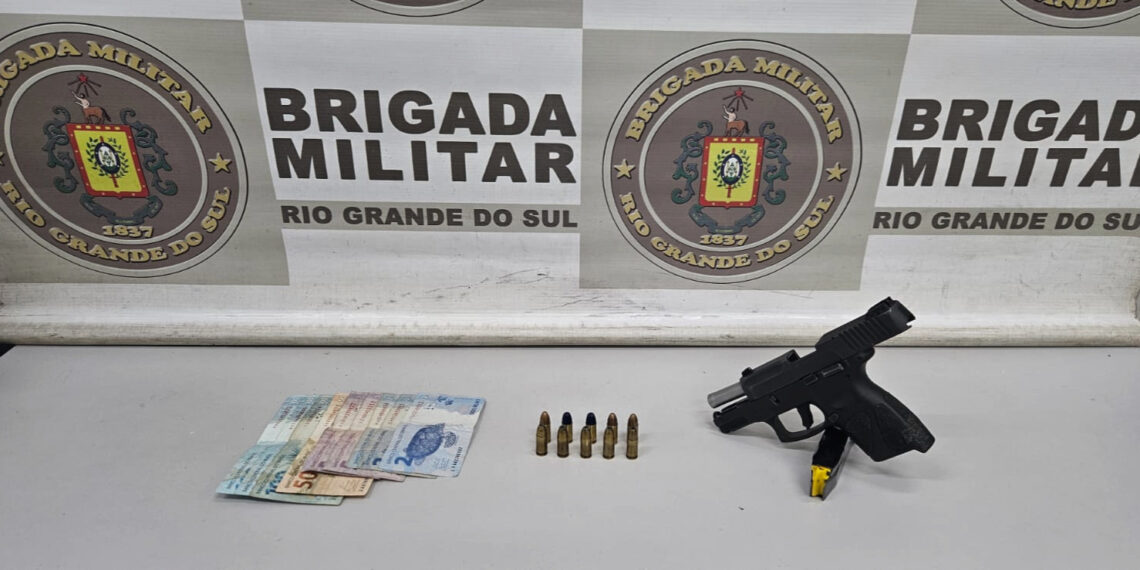 Homem de 35 anos é preso por porte ilegal de arma, em Sapiranga