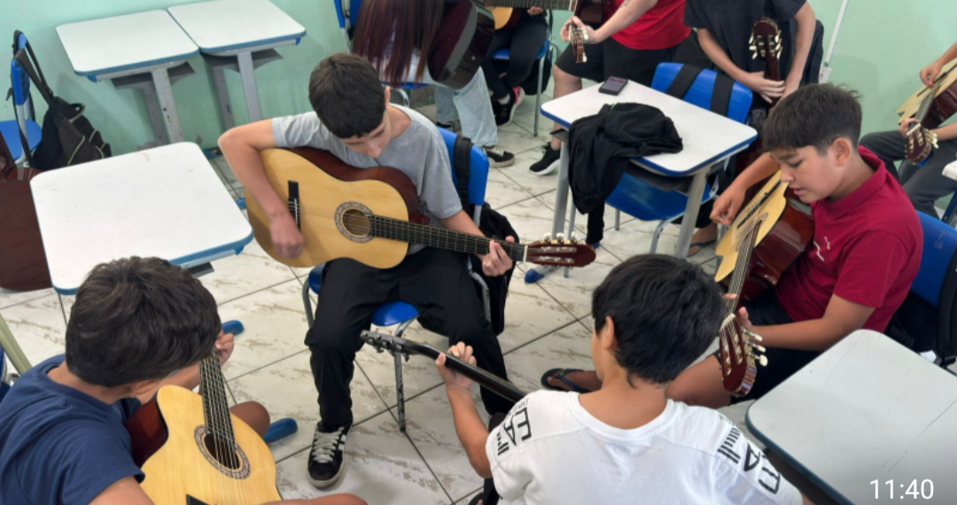 Araricá amplia turno integral e oferta de oficinas na rede municipal de ensino