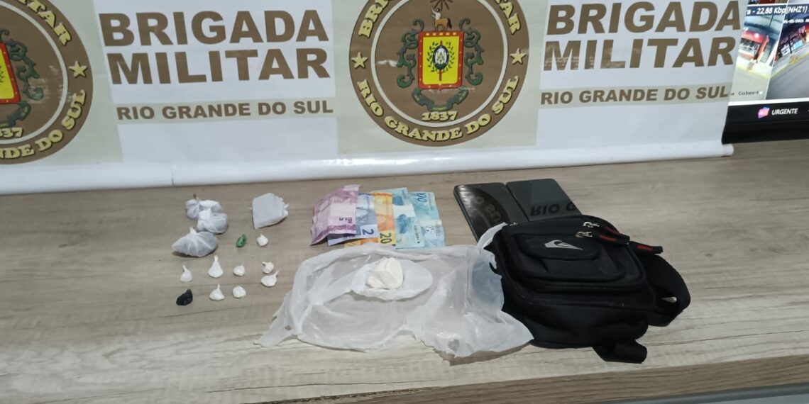 Traficante tenta fugir da BM, mas acaba preso em Nova Hartz