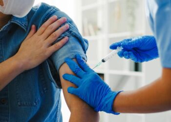 Vacina contra gripe é liberada, mas Estado solicita preferência a grupos prioritários